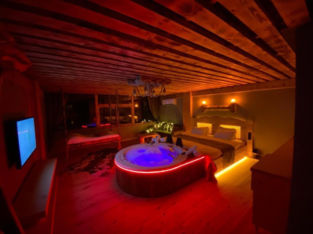 ريزه Wooden Palace V.I.P Suit المظهر الخارجي الصورة