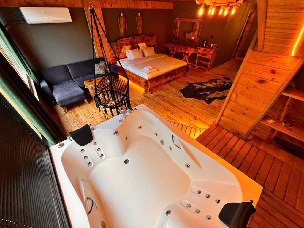 ريزه Wooden Palace V.I.P Suit المظهر الخارجي الصورة