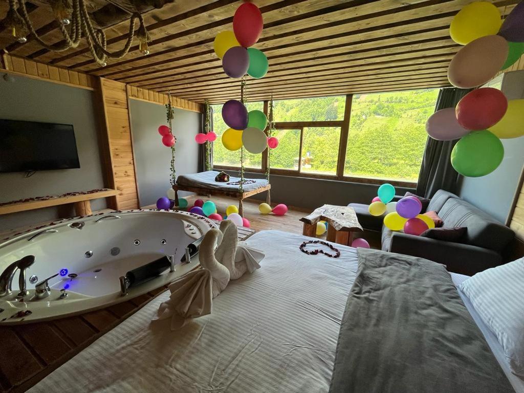 ريزه Wooden Palace V.I.P Suit المظهر الخارجي الصورة