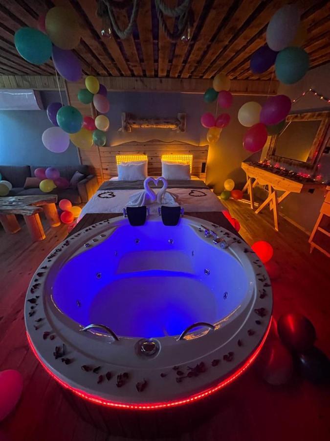 ريزه Wooden Palace V.I.P Suit المظهر الخارجي الصورة